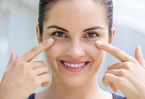 Loại thực phẩm nào trị thâm mắt hiệu quả?