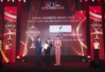 CEO Falm Beauty Premium – Phạm Thị Huyền Trang đạt doanh hiệu doanh nhân xuất sắc toàn cầu