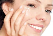 Các cách trị thâm quầng mắt tại nhà đơn giản mà hiệu quả